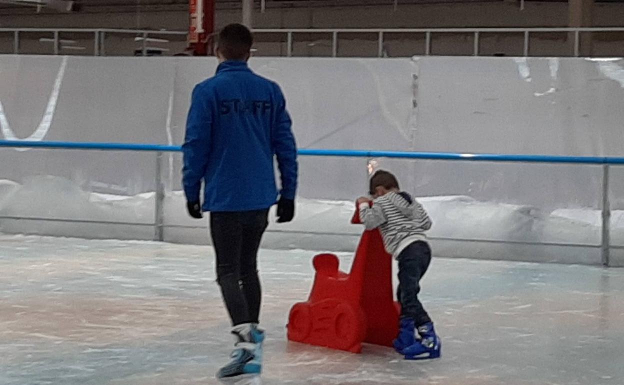 Max Center Abre En Barakaldo Una Pista De Hielo Natural Hasta El De